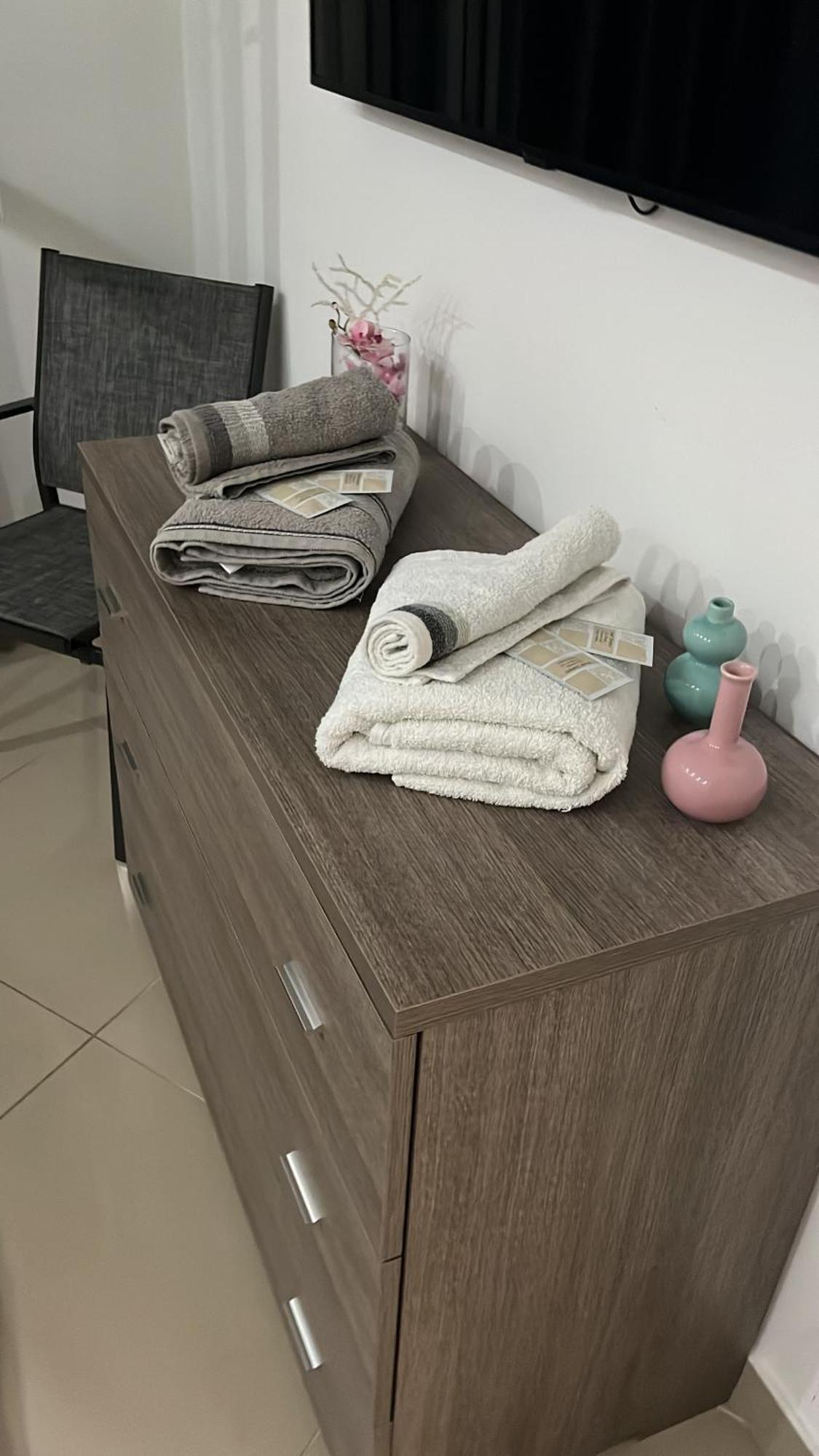 Casa Vacanza Helios Leonforte Exteriér fotografie